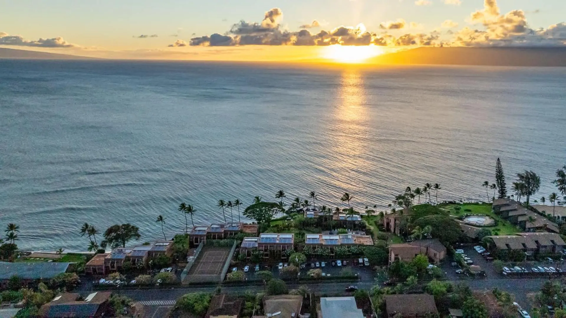 Kuleana Club #410 Oceanfront 1 Bedroom 1 Bathroom - Gated 2Nd Fl Kahana Holiday home